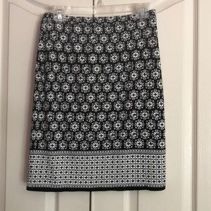 Max Studio black printed skirt